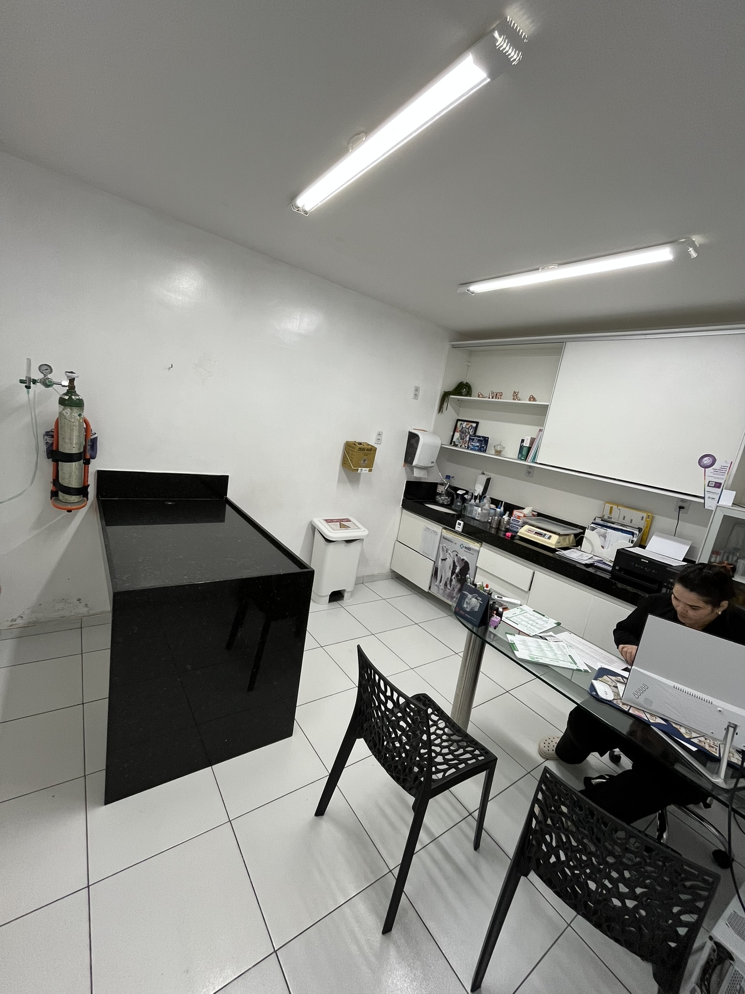 Consultório moderno e climatizado da clínica